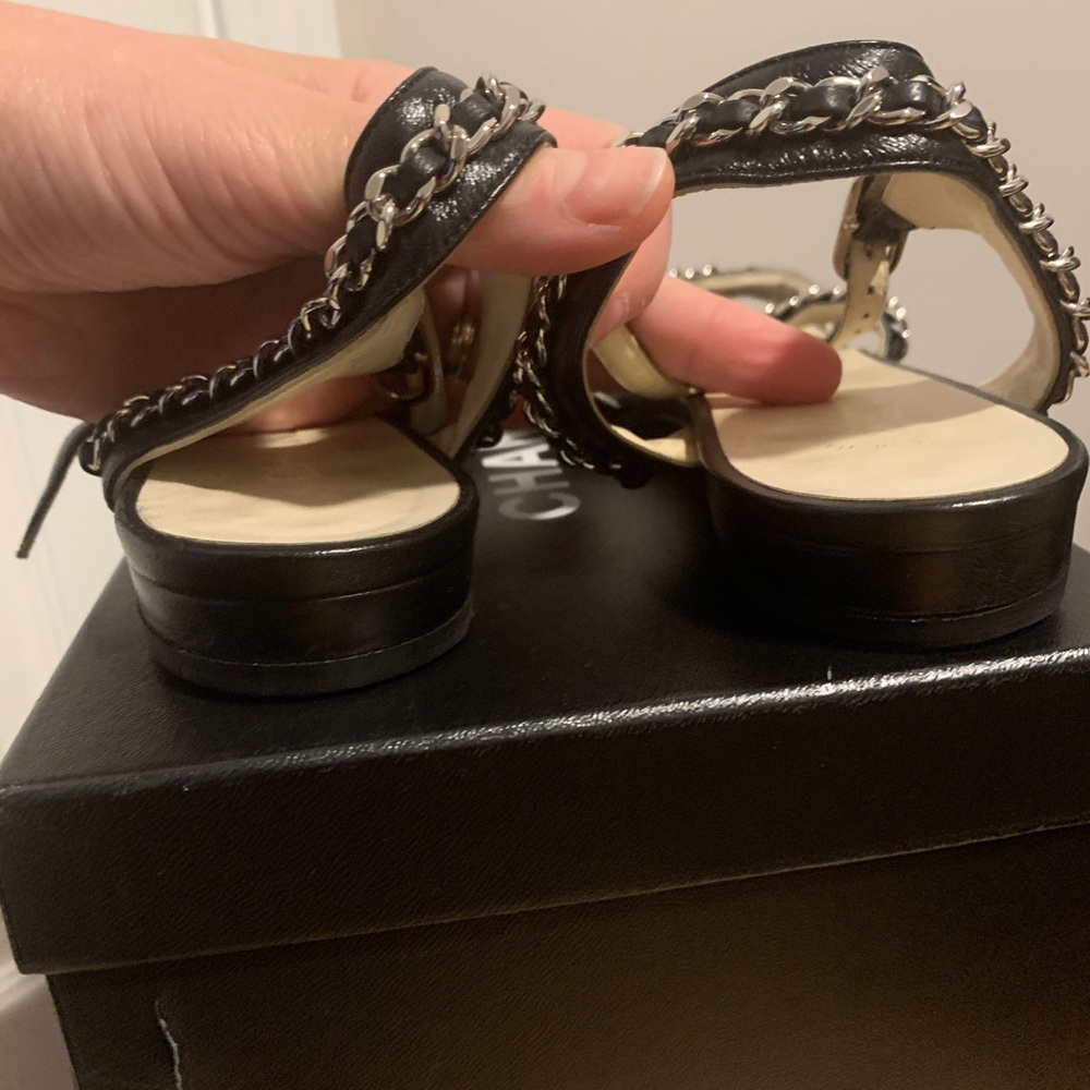 Chanel shoes with new bottoms size 39 - Picture 10 of 11